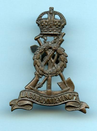 Labour Corps Officers Cap Badge