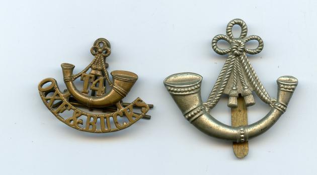 T4 Oxf & Bucks Shoulder Title & Oxf & Bucks Light Infantry Cap Badge