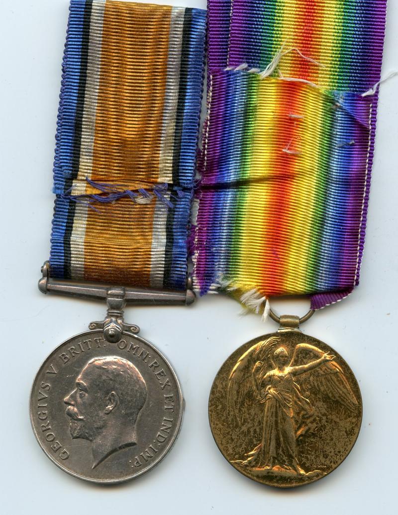 WW1 British War & Victory Medals Pair To Pte H Walter  Peters, Rifle Brigade