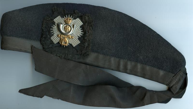 WW1 Highland Light Infantry Officers Glengarry with Officers Cap Badge