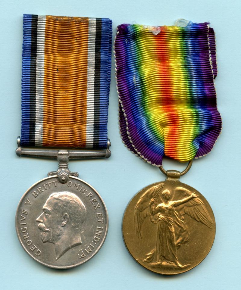WW1 British War & Victory Medals Pair To Pte Robert W Aitken, Seaforth Highlanders ( From Giffnock Glasgow)