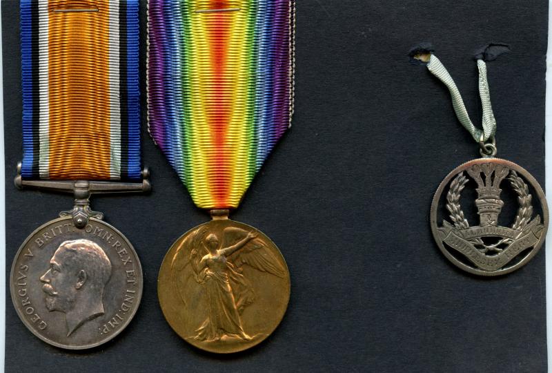 WW1 British War & Victory Medals Pair To Pte Charles Hessner, 4th I. L. Coy Middlesex Regiment